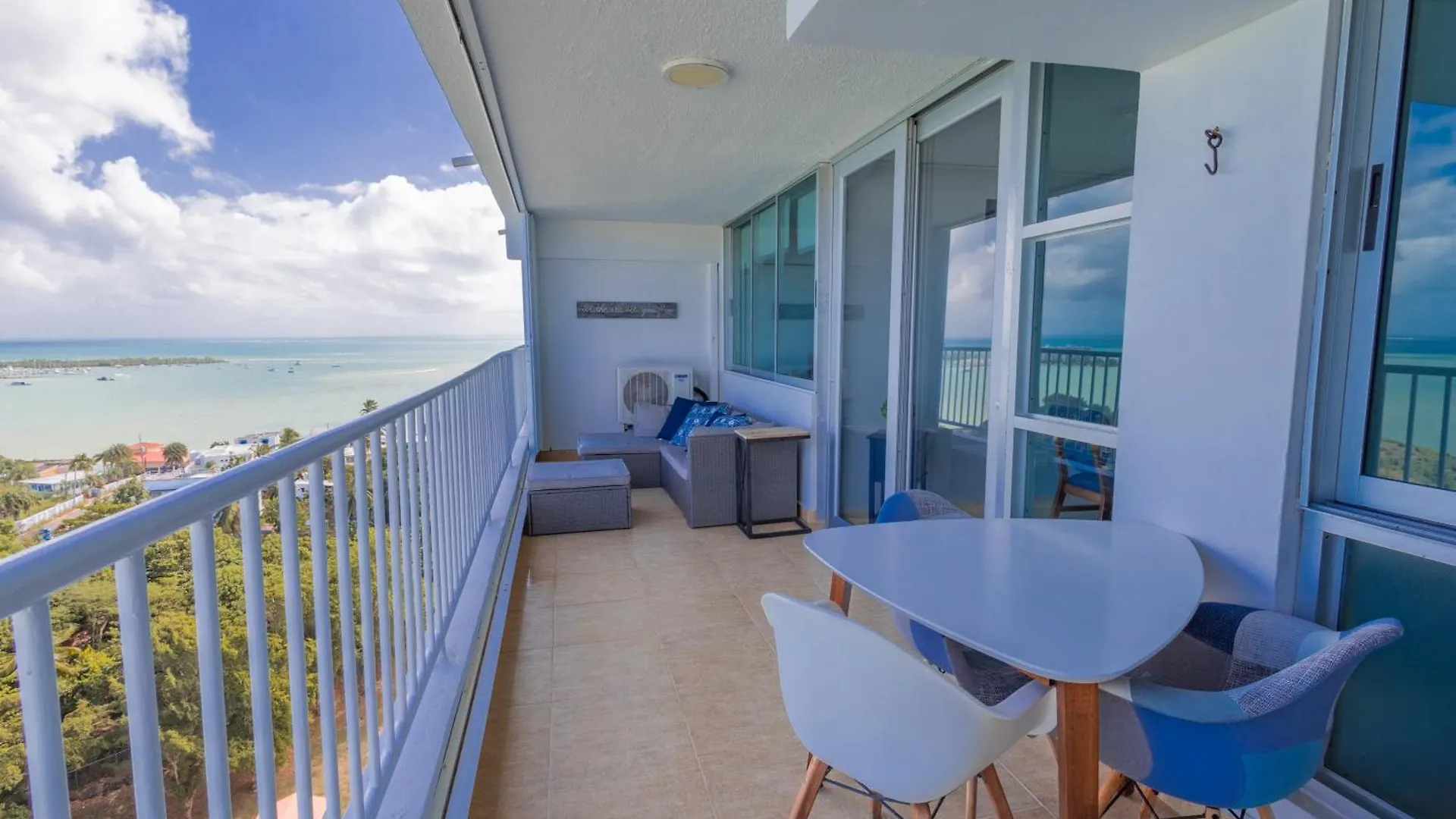 Lovely 2-2 Condo With The Best View Of Puerto Rico Fajardo
